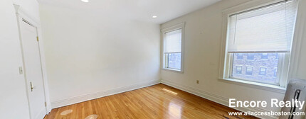 106 Queensberry St in Boston, MA - Building Photo - Building Photo