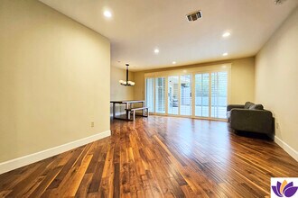 382 E California Blvd, Unit #106 in Pasadena, CA - Foto de edificio - Building Photo