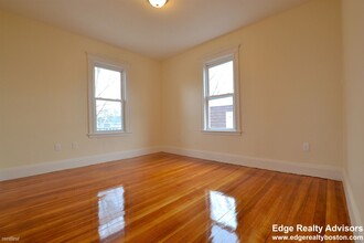 50 Armandine St-Unit -Apt 1 in Boston, MA - Building Photo - Building Photo