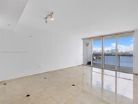 1610 W 21st St, Unit 1710 in Miami Beach, FL - Building Photo - Building Photo