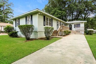 3336 Berry Dr in Hueytown, AL - Building Photo