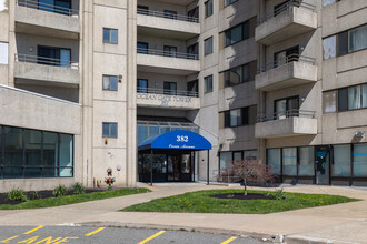 Ocean Gate Tower in Revere, MA - Building Photo - Building Photo