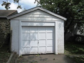 2 Linwood Ter in Caldwell, NJ - Building Photo - Building Photo