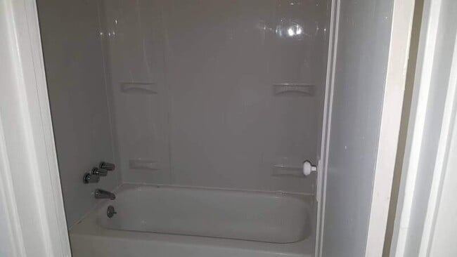 46 1/2 S 6th St in Sharpsville, PA - Building Photo - Building Photo