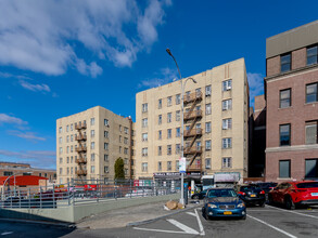 111 E 167th St in Bronx, NY - Building Photo - Building Photo