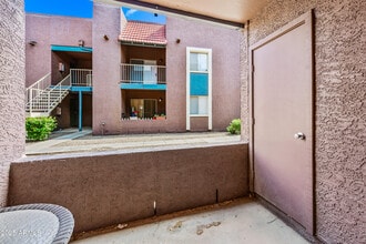16602 N 25th St in Phoenix, AZ - Building Photo - Building Photo