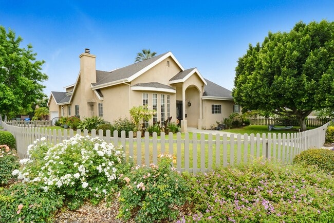 property at 456 E Myrtle Ave