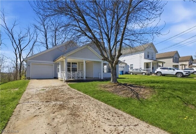 127 Blackburn St in Campbell, OH - Building Photo - Building Photo