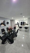 131 Puffin Ct in Royal Palm Beach, FL - Building Photo - Building Photo