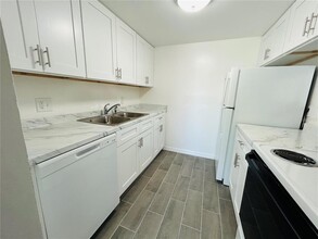 777 W Lancaster Rd in Orlando, FL - Building Photo - Building Photo