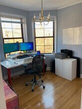 121 Longwood Ave, Unit 89-6 in Brookline, MA - Foto de edificio - Building Photo