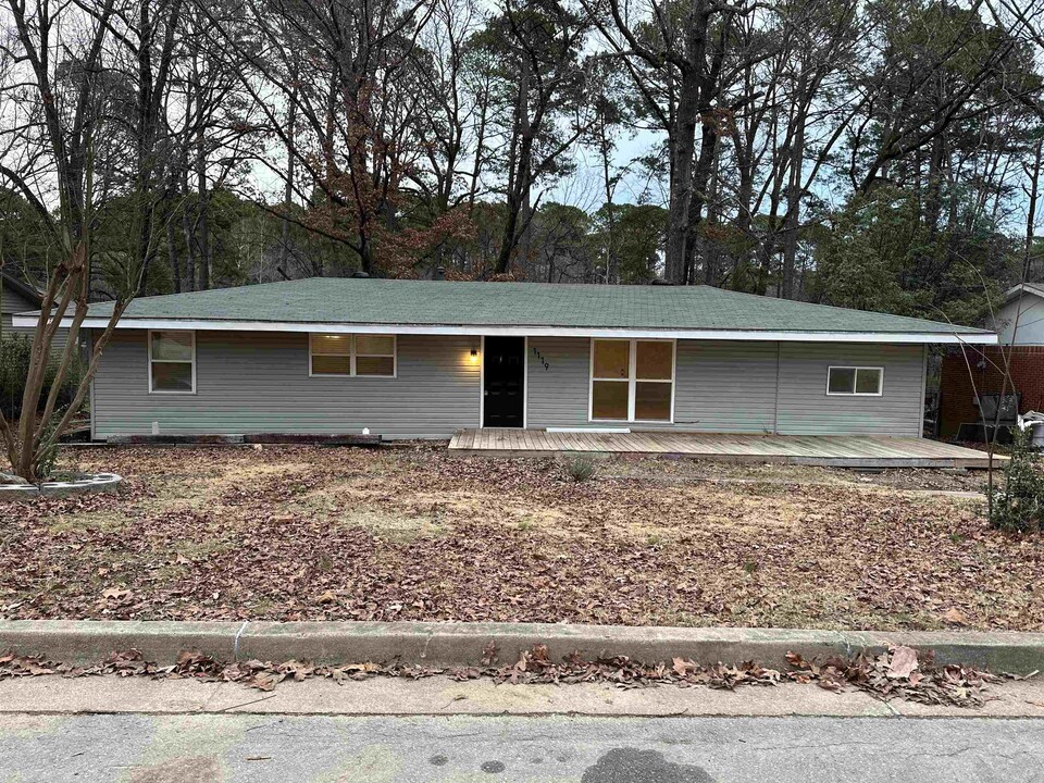 1119 Edgehill in Benton, AR - Building Photo