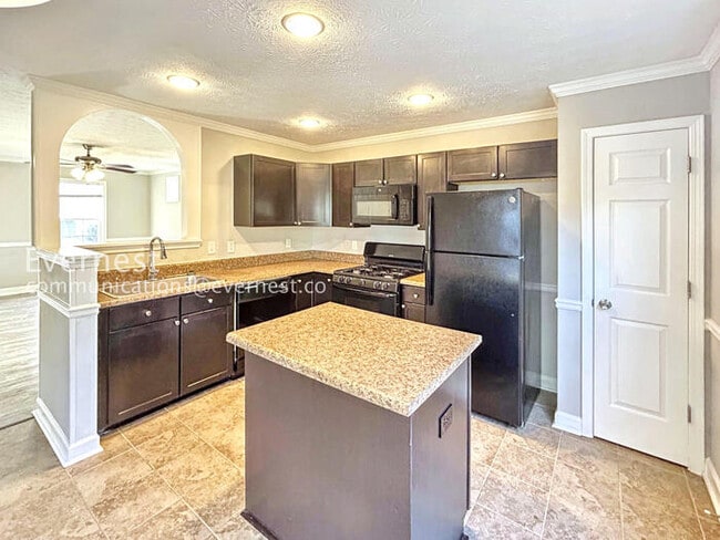 113 Oak Grove Pl in Acworth, GA - Foto de edificio - Building Photo