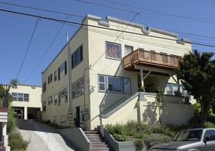 287-295 Hanover Ave in Oakland, CA - Building Photo - Building Photo