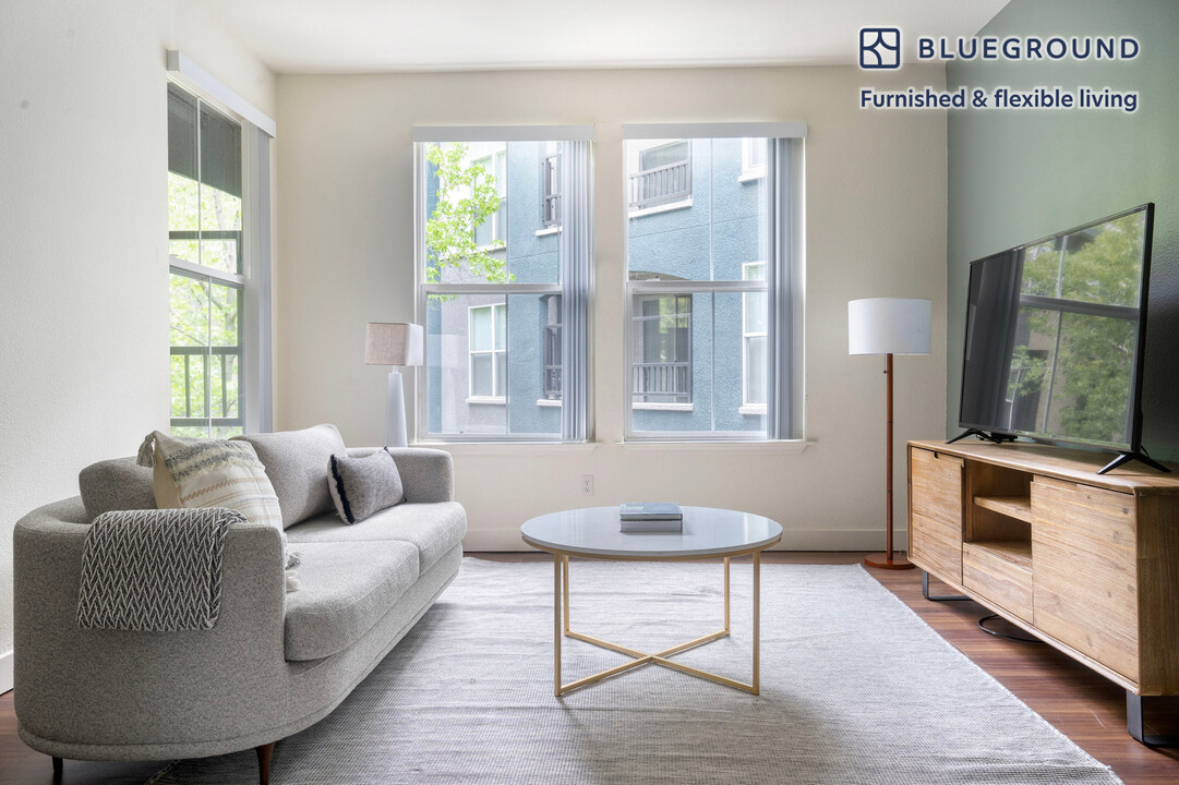 1271 Lakeside Dr, Unit FL2-ID1390 in Sunnyvale, CA - Building Photo