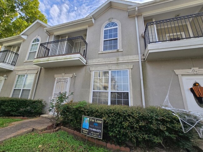 property at 11045 Landswalk Dr