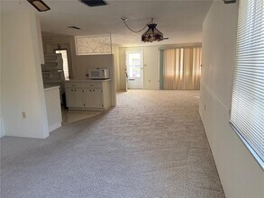 10502 Laburnum Dr in Port Richey, FL - Building Photo - Building Photo