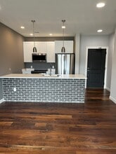 1733 Massachusetts St in Lawrence, KS - Building Photo - Building Photo