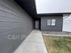 6310 Living Water Ln in Billings, MT - Building Photo - Building Photo