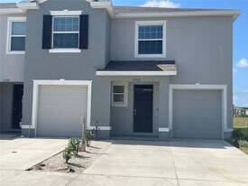 33078 Major Oak Dr in Wesley Chapel, FL - Building Photo