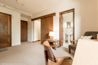 5748 Blackstone By 3L Living in Chicago, IL - Foto de edificio - Building Photo