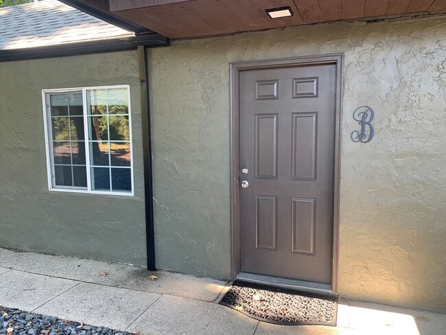 property at 5333 Rogue River Hwy