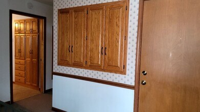 1703 Lovers Lane Heights in St. Joseph, MO - Building Photo - Building Photo