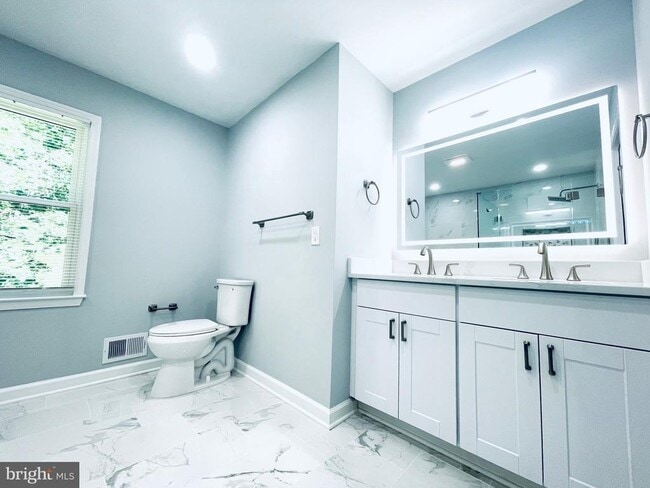property at 1129 Edward Dr