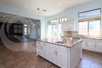 291 W Yellowstone Way in Chandler, AZ - Foto de edificio - Building Photo