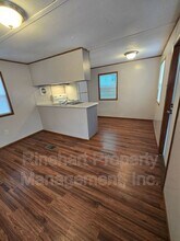 1042 Cloninger St in Clover, SC - Building Photo - Building Photo