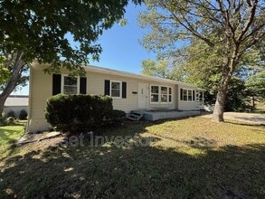 2017 E 83rd Terrace in Kansas City, MO - Building Photo - Building Photo