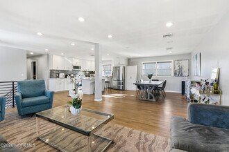 280 Oakley Ave in Long Branch, NJ - Building Photo - Building Photo