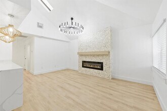 1017 Joyce St in Houston, TX - Building Photo - Building Photo