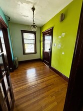 648 Hyde Park Ave, Unit 2 in Boston, MA - Building Photo - Building Photo