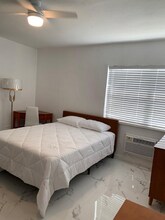 545 Michigan Ave in Miami Beach, FL - Building Photo - Building Photo