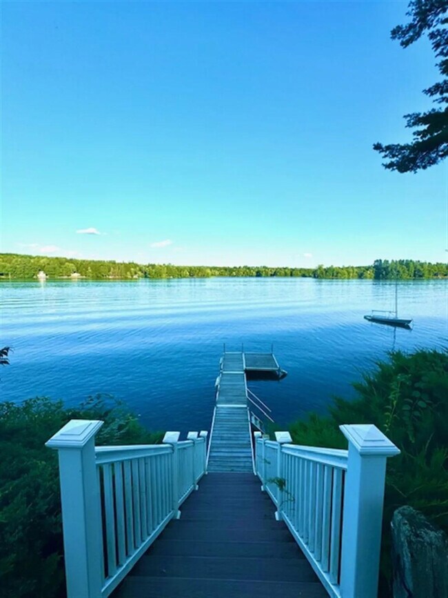 104 Woods Grove Ln in Winthrop, ME - Building Photo - Building Photo