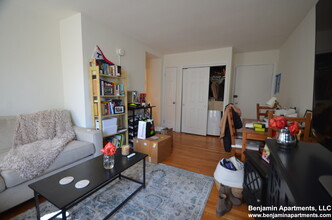 517 Beacon St, Unit 2 in Boston, MA - Building Photo - Building Photo