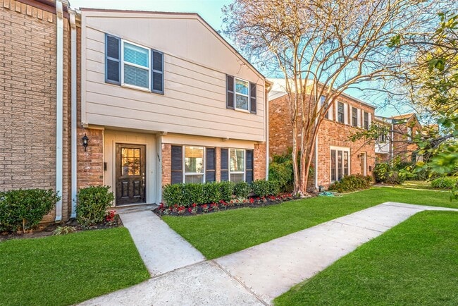 14214 Misty Meadow Ln in Houston, TX - Building Photo - Building Photo