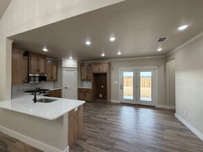 409 Essex Ln in Wolfforth, TX - Building Photo - Building Photo