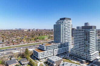 Verde Condos in Toronto, ON - Building Photo - Building Photo