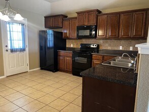 210 Regency Dr in Barling, AR - Building Photo - Building Photo