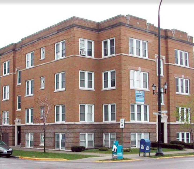 The Courts of Cicero Apartments in Cicero, IL - Building Photo