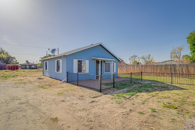 622 Huskey Dr in Bakersfield, CA - Building Photo - Building Photo