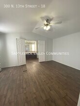 300 N 13th St in Saratoga, WY - Building Photo - Building Photo