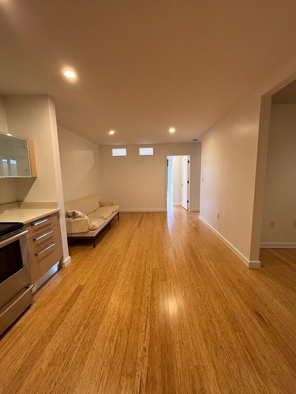 691 Massachusetts Ave, Unit 408R in Boston, MA - Foto de edificio - Building Photo