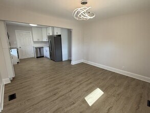 520 Delaware Ave in Burlington, NC - Building Photo - Building Photo