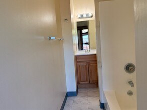 407 Wethersfield Ave in Hartford, CT - Building Photo - Building Photo