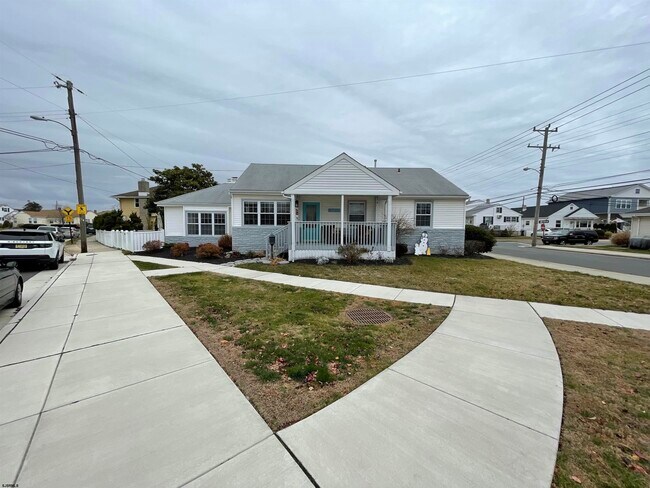 14 S Colmar Cir in Margate City, NJ - Building Photo - Building Photo