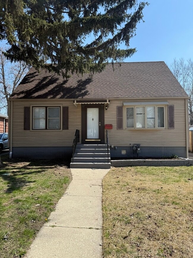 property at 18343 Oakwood Ave
