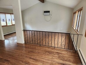 4 Norman Dr, Unit 12E in Shoreham, NY - Building Photo - Building Photo